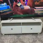 طاولات تلفزيووون نظيفة