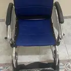 كرسي متحرك