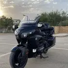 قولد وينق اسود