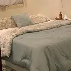 سرير نفرين مع مرتبه وكمدينتين وتسريحه للبيع