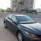 للبيع تايوتا كامري 2019