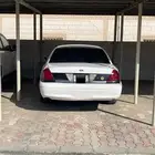 فورد فكتوريا 2004