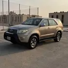 فورتشنر 2009 قير اوتامتيك دبل نظيف