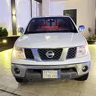 نيسان نفارا 2015