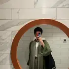 عباية وطرحة وبنطلونها