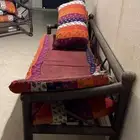كراسي حديد مع اغرضه
