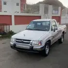 هايلكس يبانيه 2002 غماره للبيع او البدل