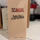 عطور للبيع