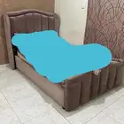 سرير ودولاب