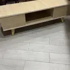 طاولة للتلفزيون للبيع جديده