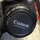 كاميرا مع ثلاث عدسات Canon 5D Mark ll