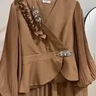 تنوره وبلوزة ب 200