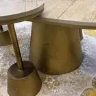 طاولات للبيع