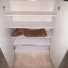 درج صغير وباب درج كبير