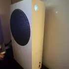 اكس بوكس سيريس اس 512 قيقا و دركسون مع قير و دعاسات و العاب