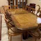 طاولة اكل كبيرة