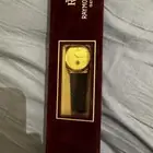 ساعه ريموند ويل بشعار القوات المسلحه