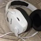 سماعة بلوتوث جديده للبيع(بيشه)