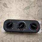 للبيع مفتاح مكيف جيب رانجلر من07 الى10