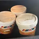 ثلاث علب معجون ب 100 ريال