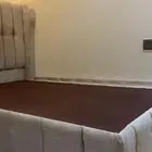 سرير مع كوميدينا بدرجين