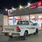 للبيع جنوط هايلكس بكفراتها