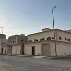للبيع عماره دور و ثلاث شقق في الخرج حي الهدا