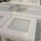 طاولات للبيع بسعر مناسب