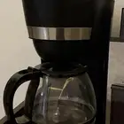 الة قهوة سوداء
