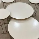 طاولة قهوة وطاولة شاشة