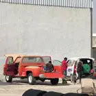 جي ام سي وانيت بيكب رفرف موديل 1980 للبيع للعلم مسقط لوحاته