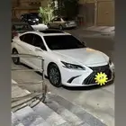 لكزس ES300 2023