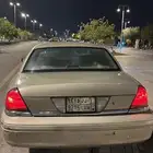 فورد كروان فكتوريا 2001
