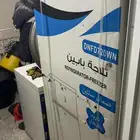ثلاجة للبيع بكرتونها