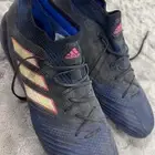 جزمة كورة اديداس