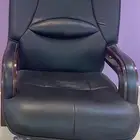 كرسي مكتب