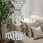 منيكان ابيض