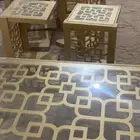 طاوله ومعاها خدمات 9