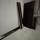 باب خشب مع الحلق