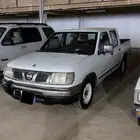 نيسان ددسن غمارتين موديل 2000