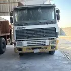 شاحنات للبيع