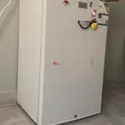 ثلاجة صغيرة