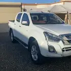يسوزو LSقير عادي المحركات شرط والبدي سليم ماعدا رفرف يسار