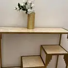 رفوف وطقم طاولات كنب