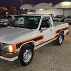 هايلوكس 1987