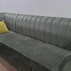 كنب متصل وفرشتين للبيع