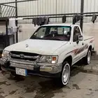 للبيع هايلوكس 2003