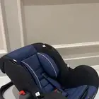 مقعد اطفال للسياره