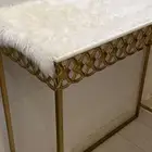 طاولة