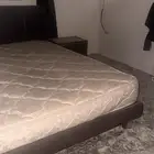 سرير مع مرتبة و2كمودينه وتسريحة